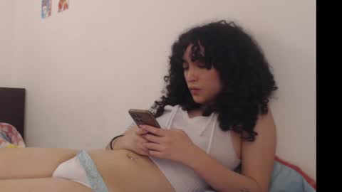 Snapshot of apolosbitch chatting on 12/12/24, 07:26 Nix online show from 12/12/24, 07:26