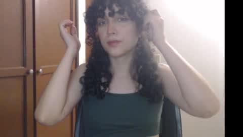 Snapshot of apolosbitch chatting on 01/08/25, 10:48 Nix online show from 01/08/25, 10:48