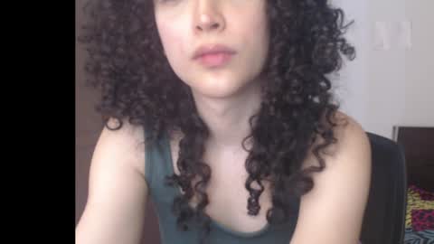 Snapshot of apolosbitch chatting on 01/23/25, 03:22 Nix online show from 01/23/25, 03:22