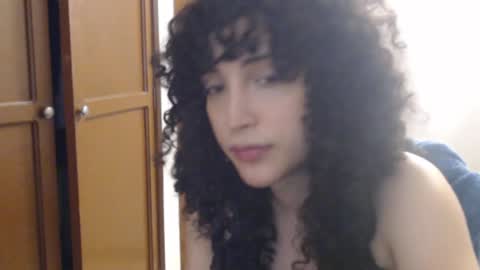 Snapshot of apolosbitch chatting on 03/04/25, 09:54 Nix online show from 03/04/25, 09:54