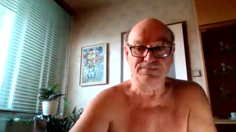 Adam online show from 10/29/25, 06:04