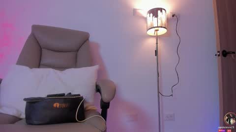 Apo online show from 10/17/25, 11:24