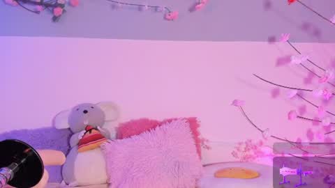 Lily online show from 07/20/26, 08:33