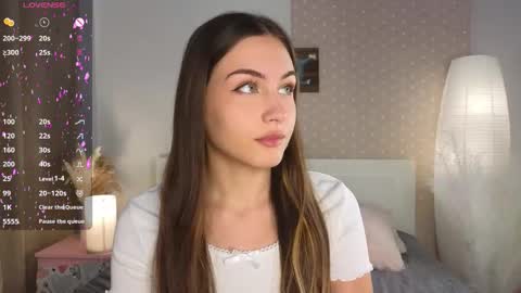 Vicki online show from 09/21/25, 09:00