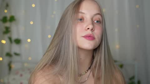  REYNA  my friend   online show from 12/03/24, 02:38