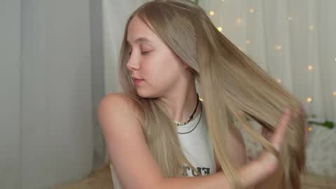  REYNA  my friend   online show from 12/06/24, 02:28