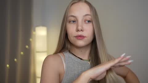  REYNA  my friend   online show from 01/05/25, 08:22
