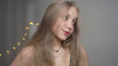  REYNA  my friend   online show from 01/11/25, 02:47