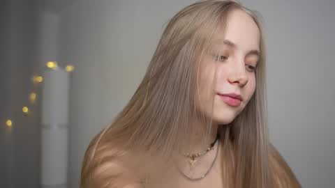  REYNA  my friend   online show from 01/16/25, 02:30