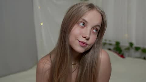  REYNA  my friend   online show from 02/07/25, 02:37