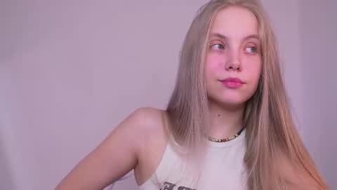  REYNA  my friend   online show from 03/06/25, 03:35