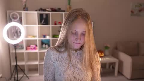  REYNA  my friend   online show from 10/20/25, 04:18