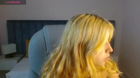 April Bunny online show from 12/07/24, 06:15