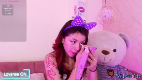 Snapshot of april_bennett chatting on 09/24/25, 12:30 online show from 09/24/25, 12:30