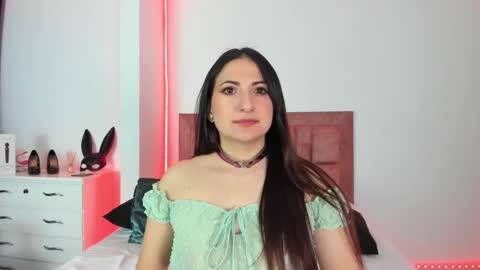 Snapshot of april_collinsxx chatting on 10/18/25, 01:08 april collinsxx online show from 10/18/25, 01:08