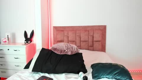 april collinsxx online show from 05/15/26, 11:12