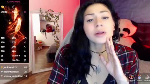  April  online show from 01/17/25, 03:43