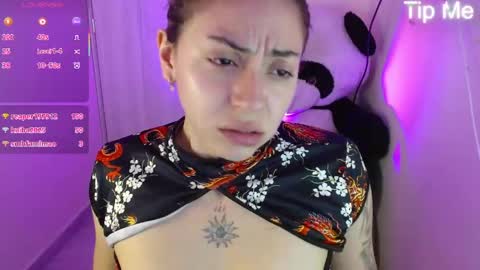 Snapshot of april_dumont5 chatting on 05/11/26, 02:45 April Dumont online show from 05/11/26, 02:45