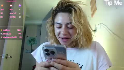 Snapshot of april_dumont5 chatting on 07/03/26, 11:05 April Dumont online show from 07/03/26, 11:05