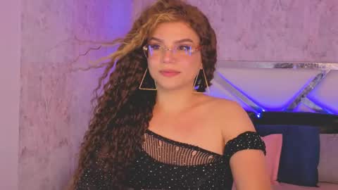 Snapshot of april_summer_ chatting on 06/02/26, 09:17 Isabella online show from 06/02/26, 09:17