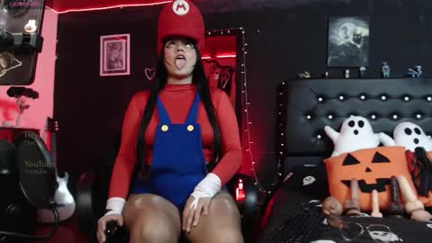 lucy online show from 10/08/25, 04:54