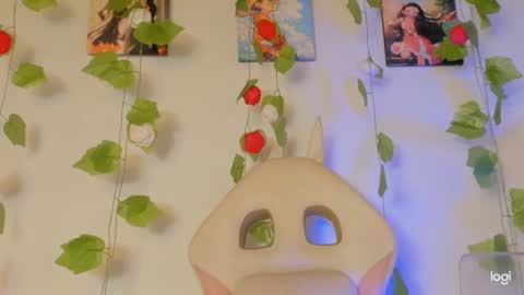 APRIL online show from 02/25/25, 04:31