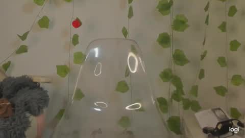 APRIL online show from 03/12/25, 07:28