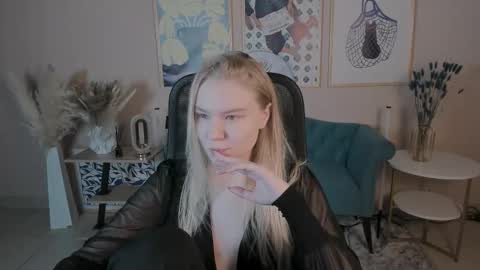 April. All year round.  online show from 09/23/25, 01:52