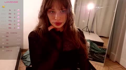 Snapshot of aqua_sultry chatting on 11/16/25, 06:02 aqua_sultry online show from 11/16/25, 06:02