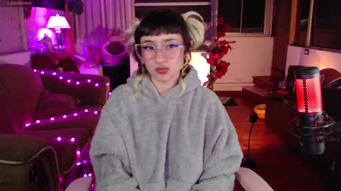 Zam independent model online show from 12/04/24, 04:10