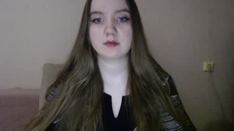 Snapshot of aquanarmin chatting on 12/26/24, 12:05 Josefin online show from 12/26/24, 12:05