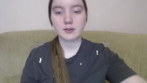 Josefin online show from 11/29/25, 03:53