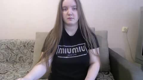 Josefin online show from 03/23/26, 04:05