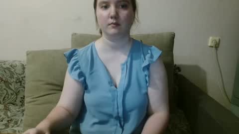 Josefin online show from 07/28/26, 04:05