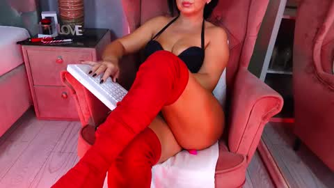 AQueenMonica online show from 11/10/25, 04:33