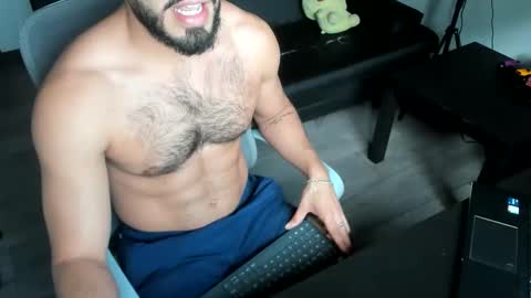 Snapshot of aquiles0224 chatting on 03/26/26, 01:17 T. online show from 03/26/26, 01:17