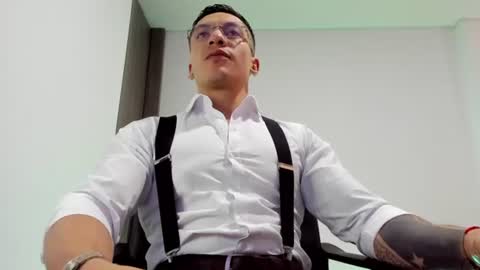 Jonathan online show from 06/14/26, 06:32
