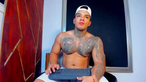 AquilesElpapi online show from 11/02/25, 07:27