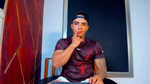 AquilesElpapi online show from 11/04/25, 02:10