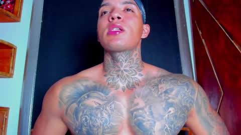 AquilesElpapi online show from 03/30/26, 01:45
