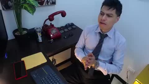 aquilestaylor online show from 07/08/26, 12:09