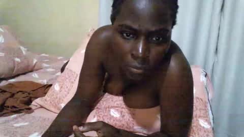 Snapshot of ara_bellah chatting on 10/19/25, 11:38 ara bellah online show from 10/19/25, 11:38