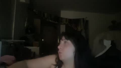 Snapshot of arabbustybeauty chatting on 10/17/25, 03:10 BustyPrincessLeila online show from 10/17/25, 03:10