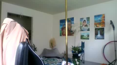 BustyPrincessLeila online show from 06/07/26, 06:55