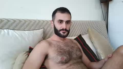 hairycub online show from 02/13/25, 09:41