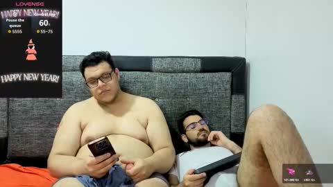 Snapshot of araboys chatting on 11/17/25, 02:28 Youssef Alkhoury online show from 11/17/25, 02:28