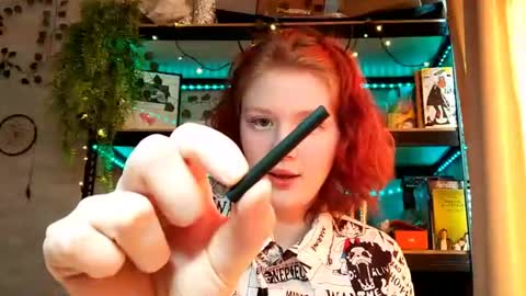 Sarah online show from 06/25/26, 09:14