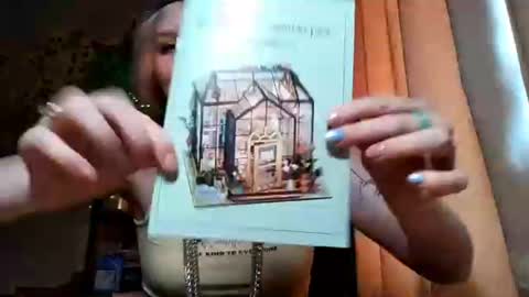 Sarah online show from 07/21/26, 12:07