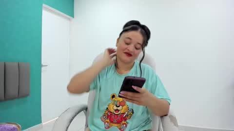 aradia_kiss online show from 10/22/25, 06:29