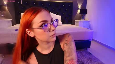 Snapshot of arannamartinez chatting on 11/01/25, 08:00 IGLondon mj2 online show from 11/01/25, 08:00